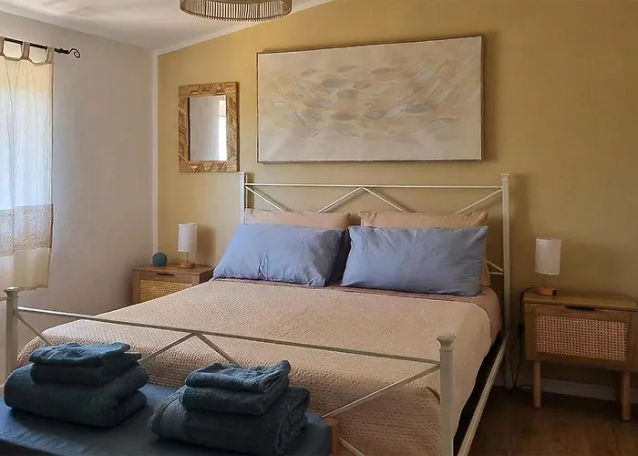 Apartament 3 Bedroom Lovely In *