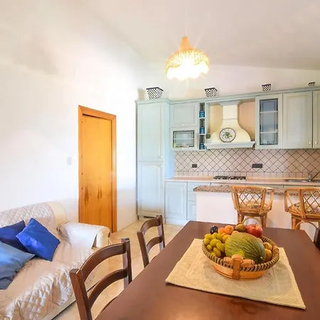 3 Bedroom Lovely In Apartament *