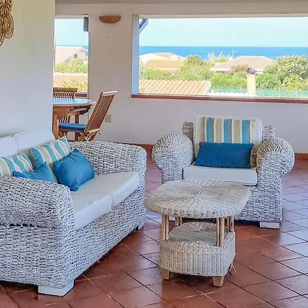3 Bedroom Lovely In Apartment