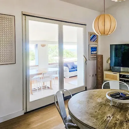 Apartamento 2 Bedroom Pet Friendly In *