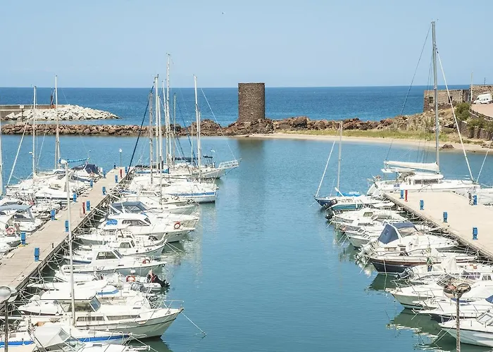 3 Bedroom Lovely In Appartement Sorso