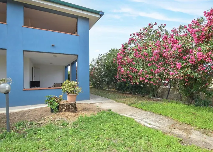 3 Bedroom Lovely In 索尔索